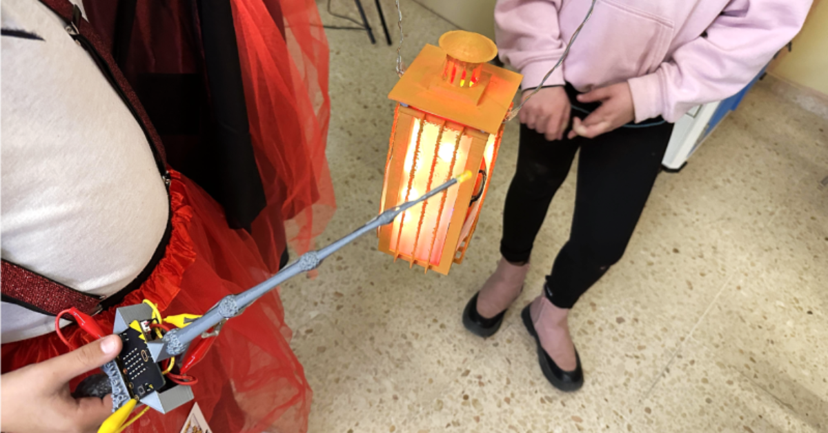 hagrid-lantern-feature