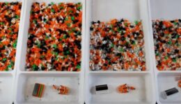 multicolor_filament_waste-ezgif.com-webp-to-jpg-converter