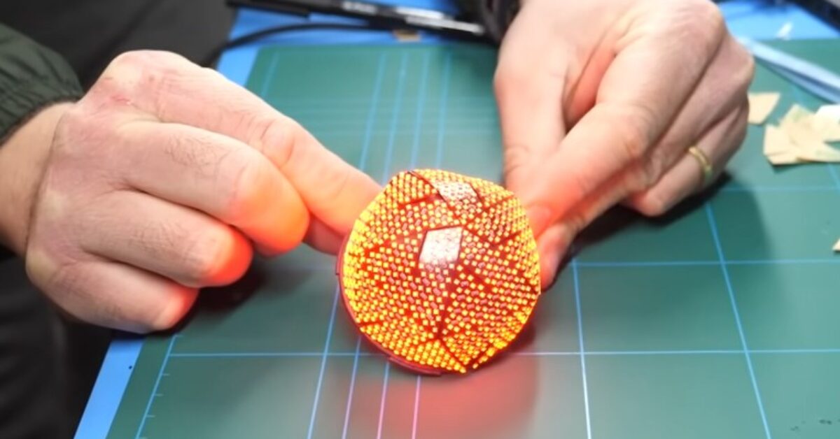 Building-a-Mini-Vegas-Sphere-3-49-screenshot-ezgif.com-webp-to-jpg-converter