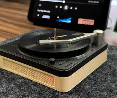 i-made-a-record-player-that-controls-music-on-spotify-v0-2q80uj9c9xdg1